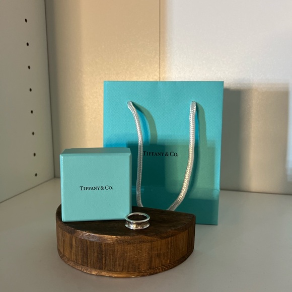 Tiffany & Co. Jewelry - 🔥🔥 Tiffany & Co. Silver Ring with box